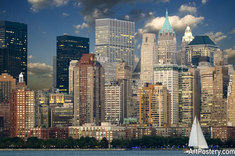 Poster New York showing a detailed city skyline with tall buildings, lit windows, clouds, and a sailboat on the water